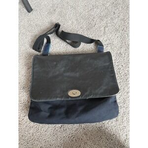 Mywalit‎ Flapover Crossbody Black Pace
